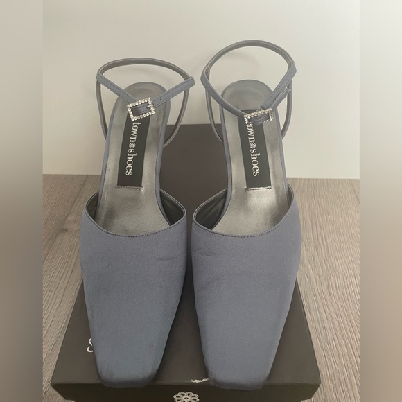 Beautiful Pewter Satin Heels Size 8 - Picture 2 of 7